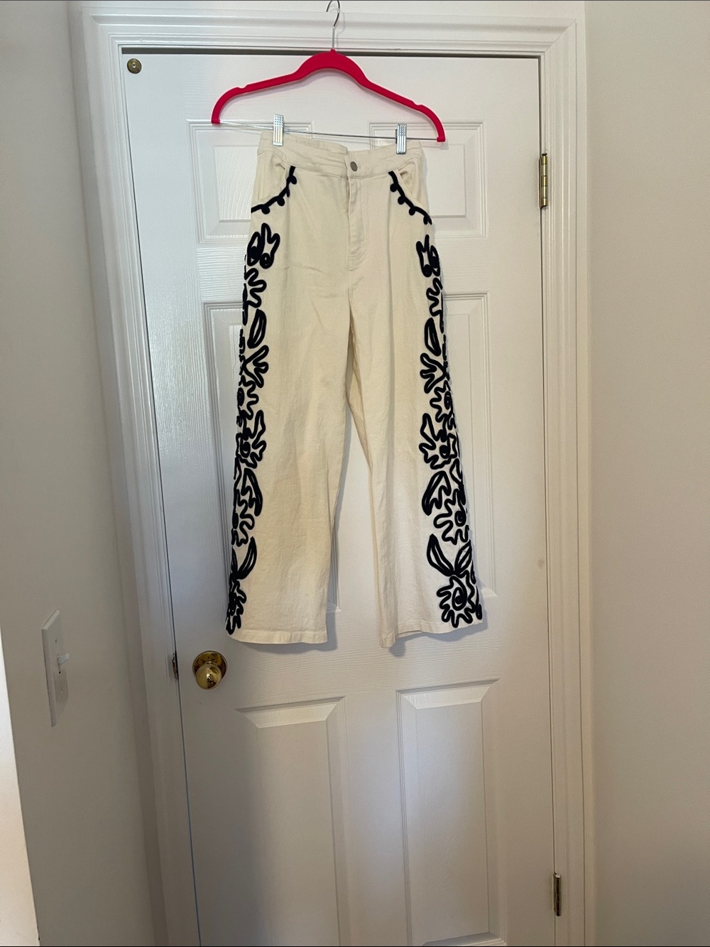Vici High-Waist Cream Women’s Jeans with Black Floral Side Embroidery